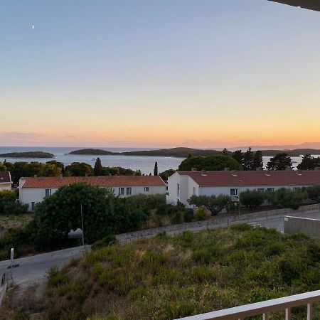 Fio'S Hotel Hvar Town Bagian luar foto