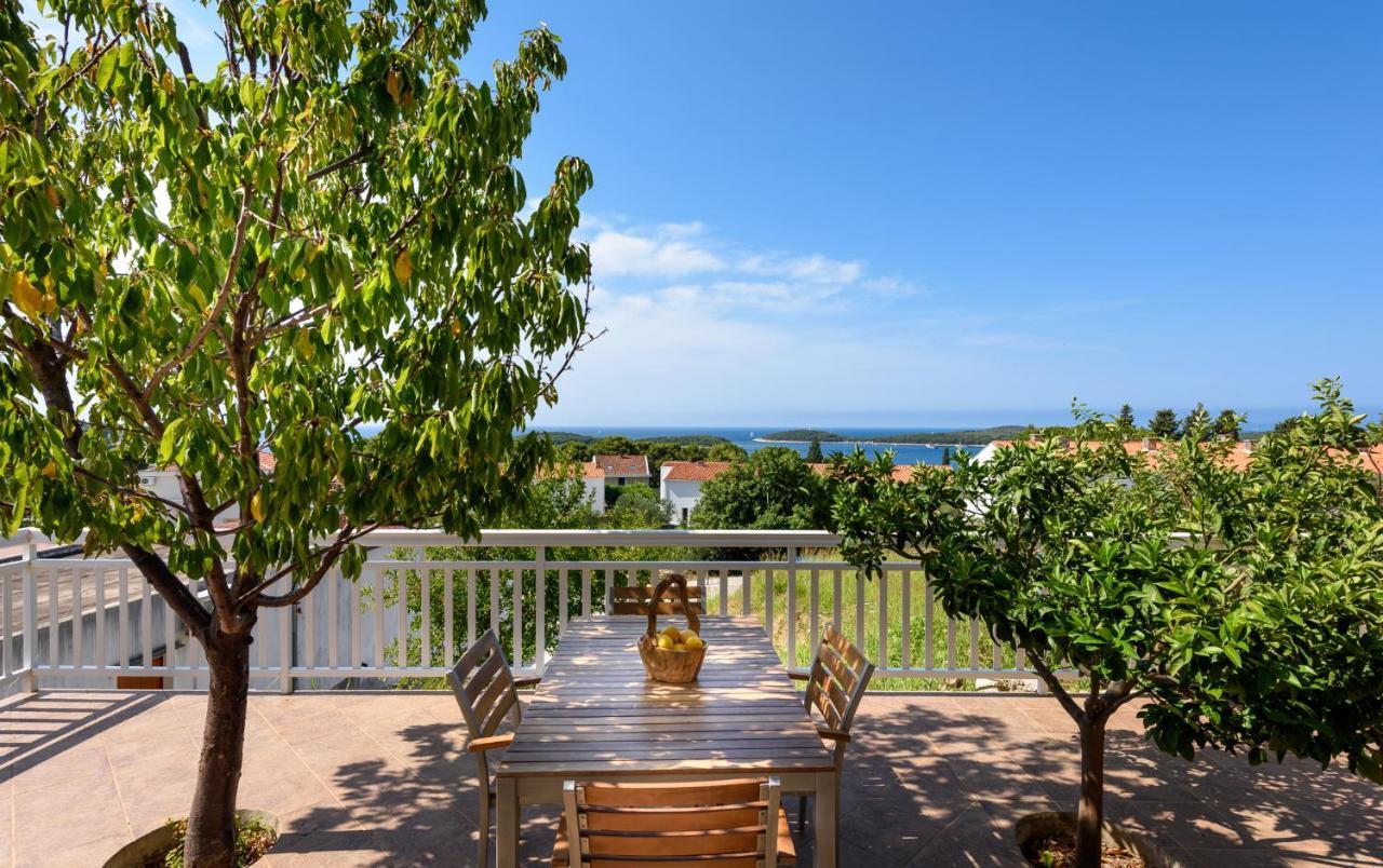 Fio'S Hotel Hvar Town Bagian luar foto