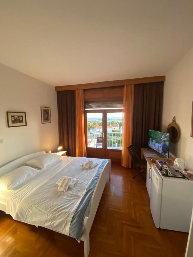 Fio'S Hotel Hvar Town Bagian luar foto